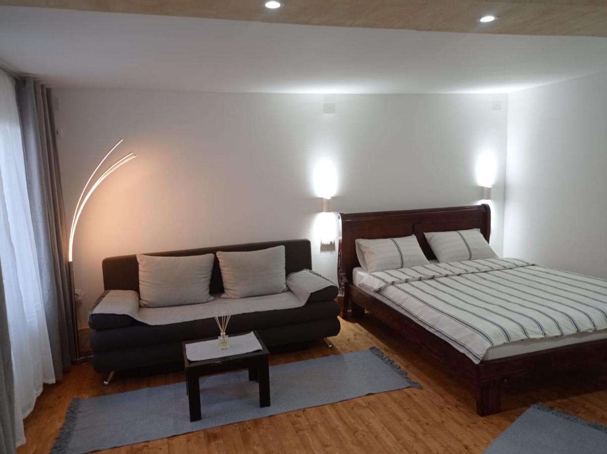 Meda Apartment เบลเกรด ภายนอก รูปภาพ